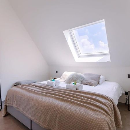 Huswell - Tosca - Lovely Double Room At Ranch De Blauwe Zaal Brugge Eksteriør bilde